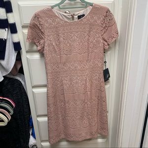 New with tags - Women’s Pink Lace Dress